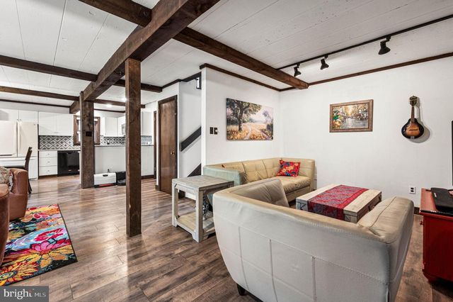 1785 TRUMBAUERSVILLE RD, Quakertown, PA 18951