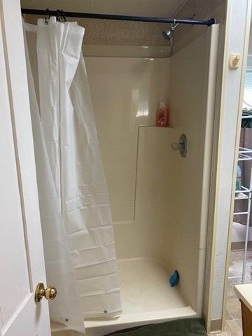 27 A-B Grafton St, Millbury, MA 01527