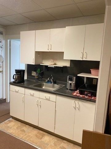 27 A-B Grafton St, Millbury, MA 01527