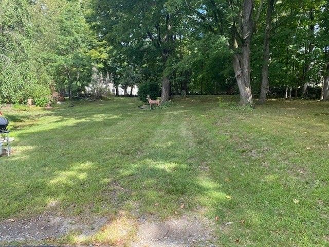 27 A-B Grafton St, Millbury, MA 01527
