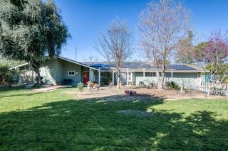 6732 E Harvey Avenue, Fresno, CA 93727