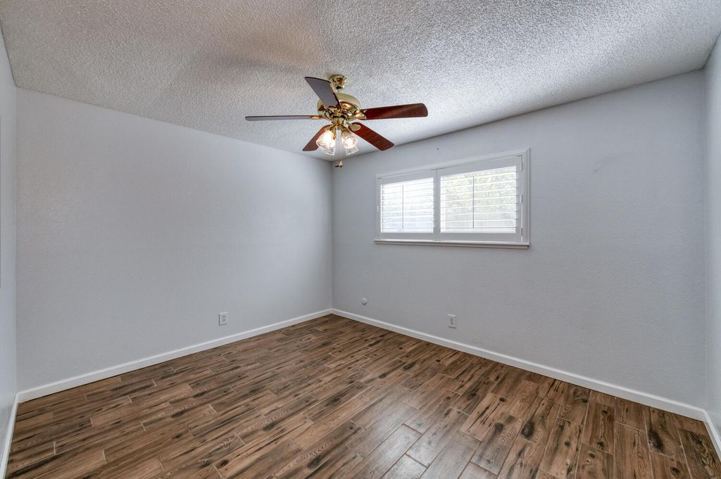 Image 26 of property listing at 6732 E Harvey Avenue, Fresno, CA 93727