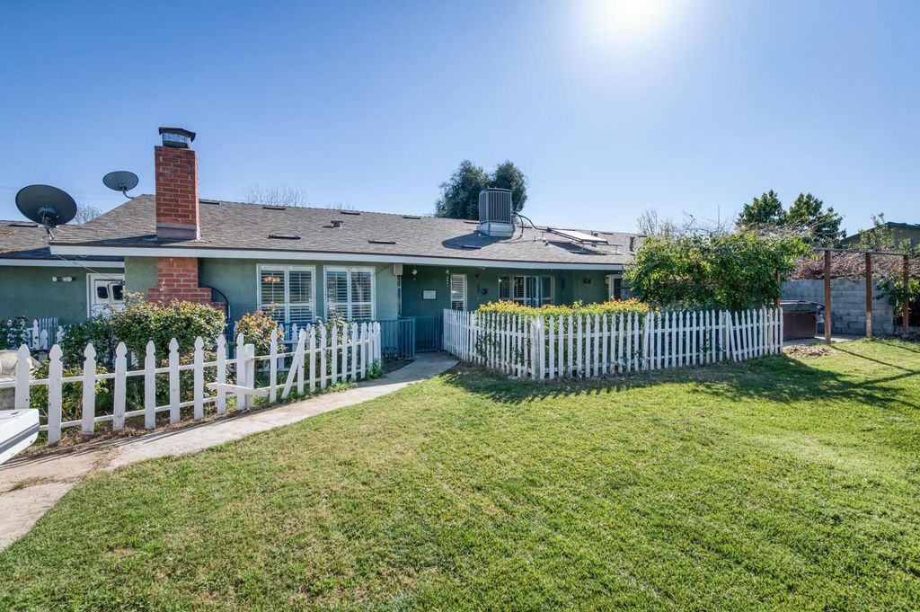 Image 38 of property listing at 6732 E Harvey Avenue, Fresno, CA 93727