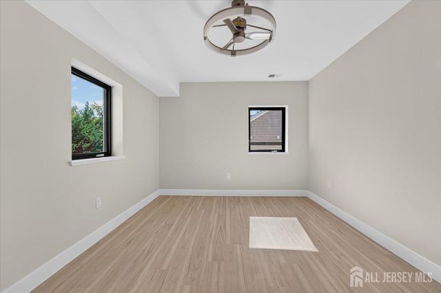810 N 2nd Avenue 4, Highland Park, NJ 08904