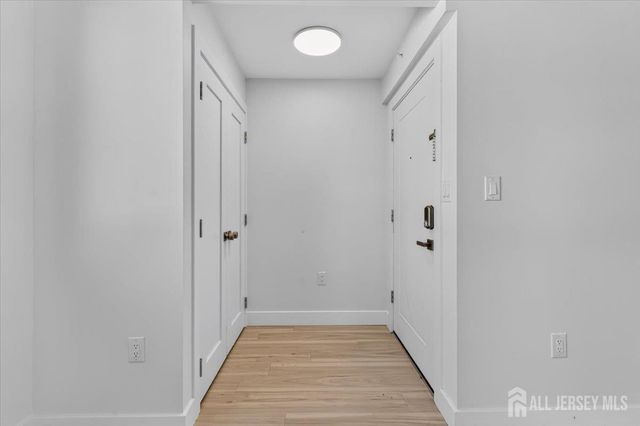 810 N 2nd Avenue 4, Highland Park, NJ 08904
