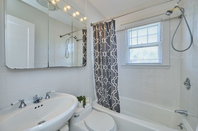 34 Converse Ave, Newton, MA 02458