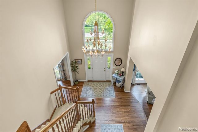 12106 Deer Creek Run, Plymouth, MI 48170