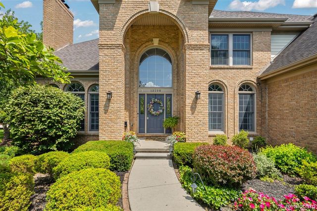 12106 Deer Creek Run, Plymouth, MI 48170