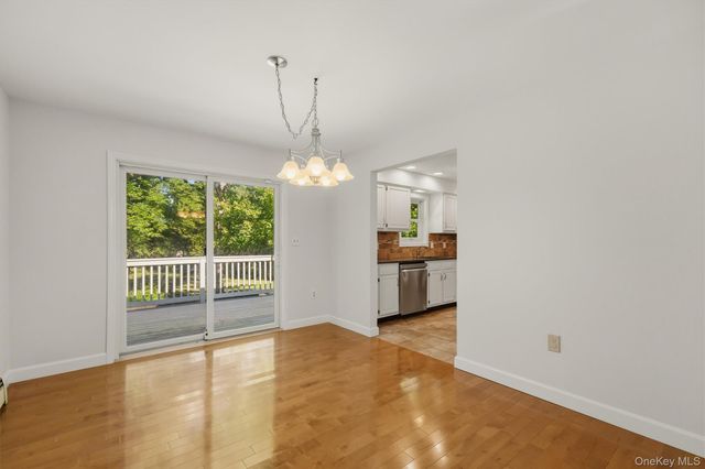 74 Peach Road, Poughkeepsie, NY 12601
