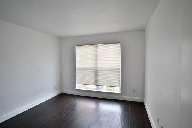 8110 Skillman Street 2091, Dallas, TX 75231