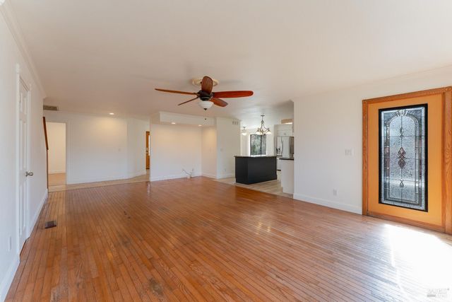 4380 1st Ave, Ukiah, CA 95482