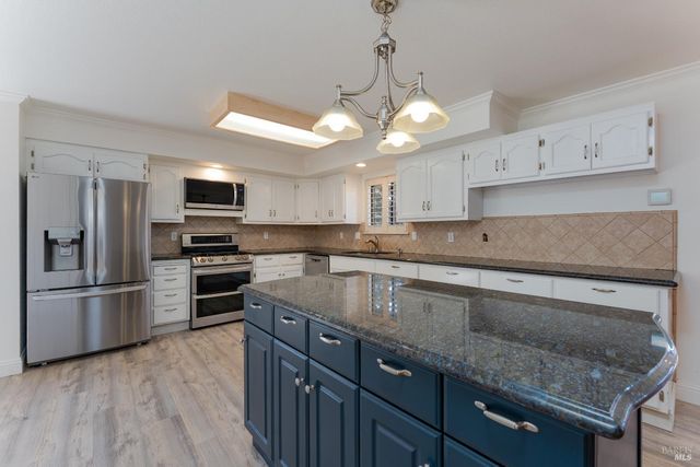 4380 1st Ave, Ukiah, CA 95482