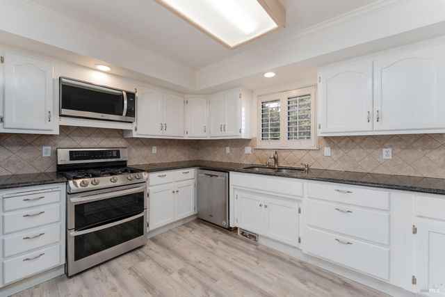 4380 1st Ave, Ukiah, CA 95482