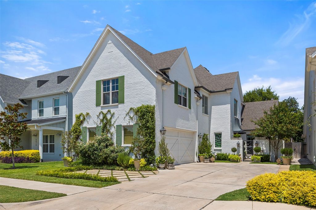 5614 Oaks Lane, Westworth Village, TX 76114