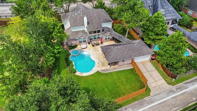 10502 Shipmans Landing Drive, Missouri City, TX 77459