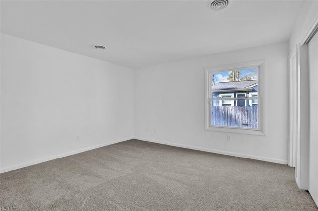 226 Windsor Castle DR, Newport News, VA 23608