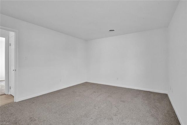 226 Windsor Castle DR, Newport News, VA 23608