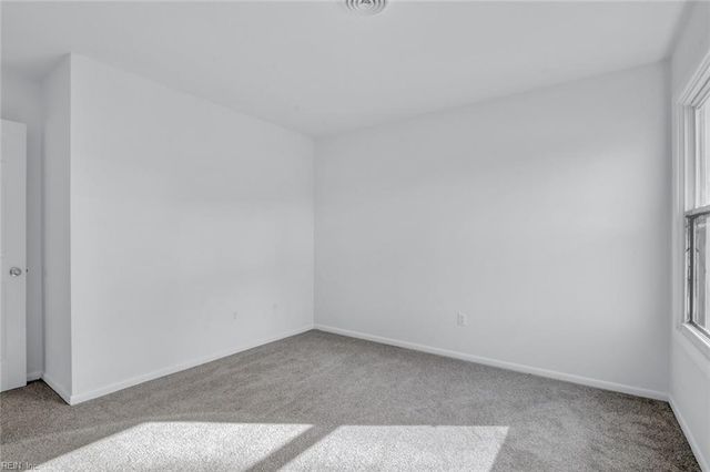 226 Windsor Castle DR, Newport News, VA 23608