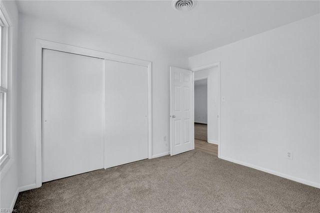 226 Windsor Castle DR, Newport News, VA 23608