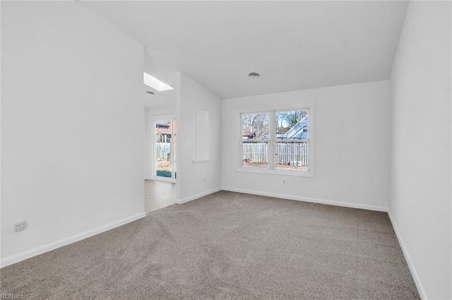 226 Windsor Castle DR, Newport News, VA 23608