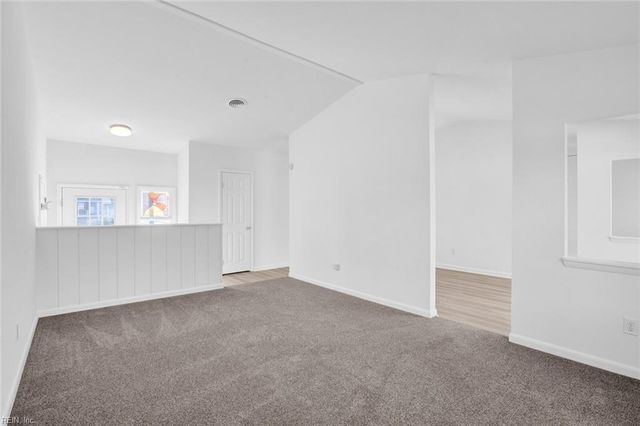 226 Windsor Castle DR, Newport News, VA 23608