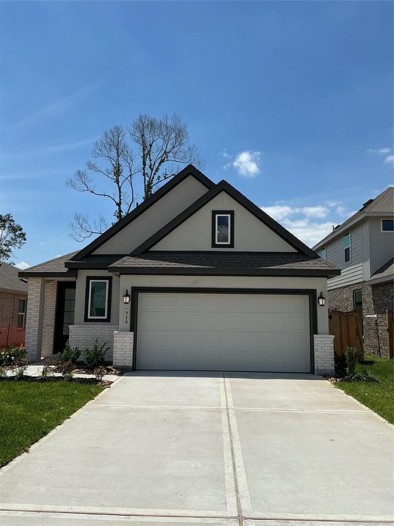 918 Capracotta Drive, Huffman, TX 77336