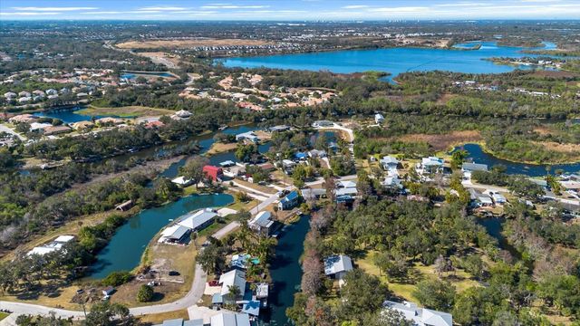 6631 LINCOLN ROAD, Bradenton, FL 34203