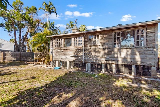 6631 LINCOLN ROAD, Bradenton, FL 34203