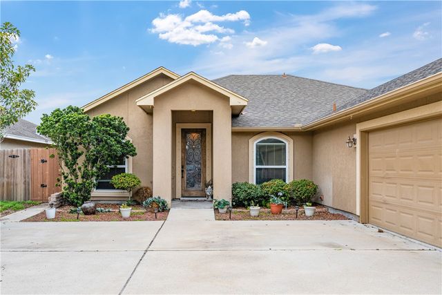 2602 Retta Dr, Corpus Christi, TX 78418