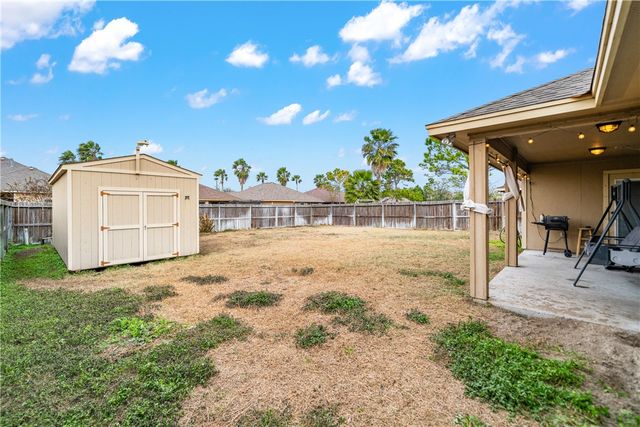 2602 Retta Dr, Corpus Christi, TX 78418