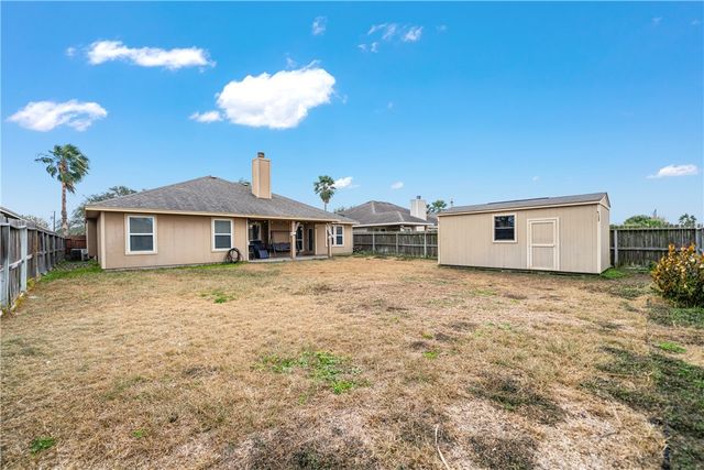 2602 Retta Dr, Corpus Christi, TX 78418