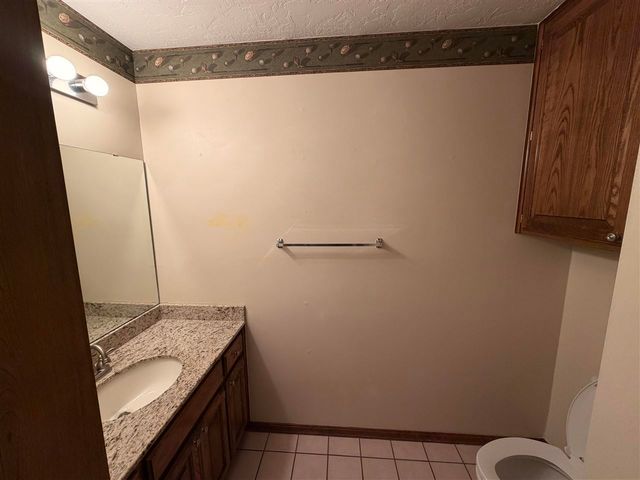 457 NW Chimney Creek, Lawton, OK 73505