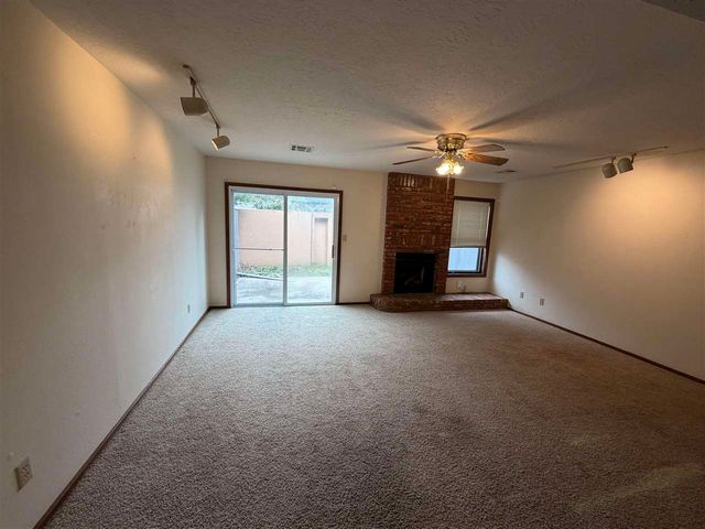 457 NW Chimney Creek, Lawton, OK 73505