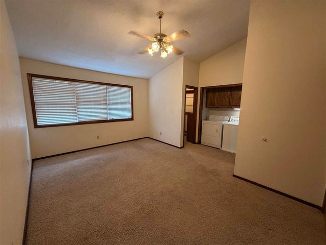 457 NW Chimney Creek, Lawton, OK 73505