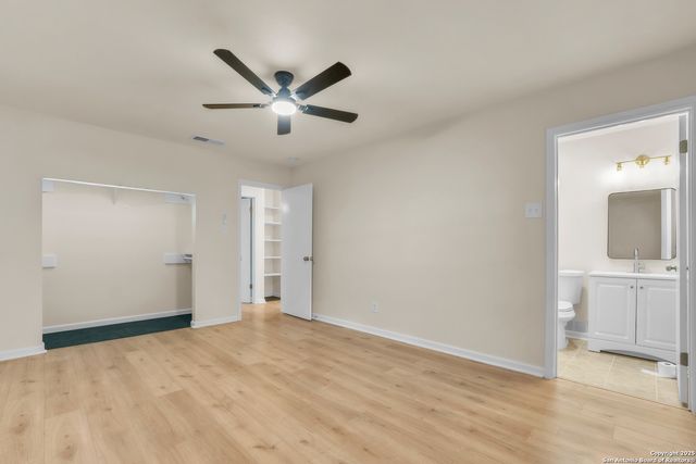 8200 Meadow Forest, San Antonio, TX 78251