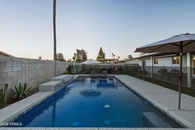 436 N LARKSPUR Street, Gilbert, AZ 85234