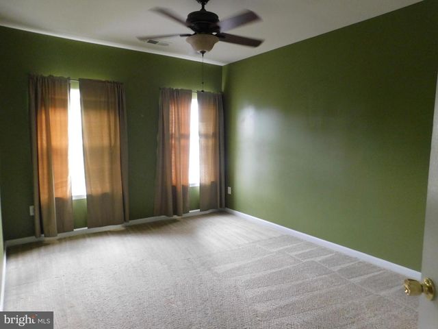 402 KINTYRE LN, Stephens City, VA 22655