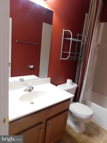 402 KINTYRE LN, Stephens City, VA 22655