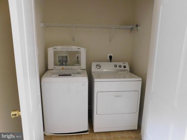 402 KINTYRE LN, Stephens City, VA 22655