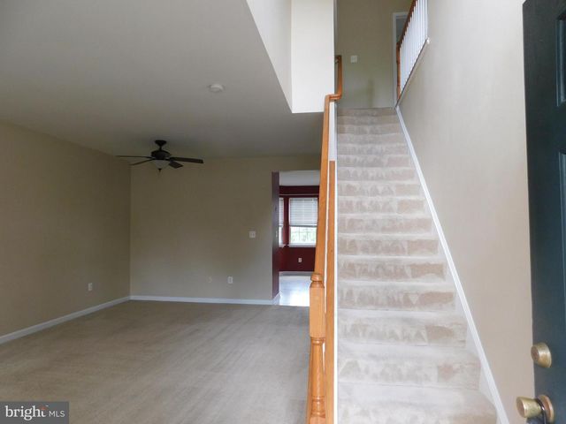 402 KINTYRE LN, Stephens City, VA 22655