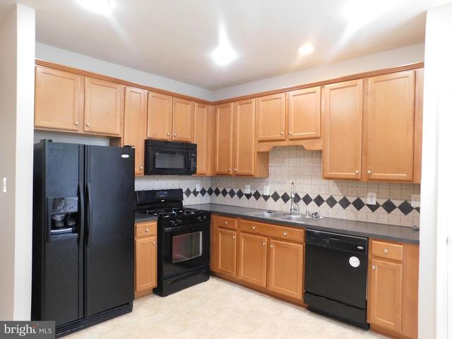 402 KINTYRE LN, Stephens City, VA 22655