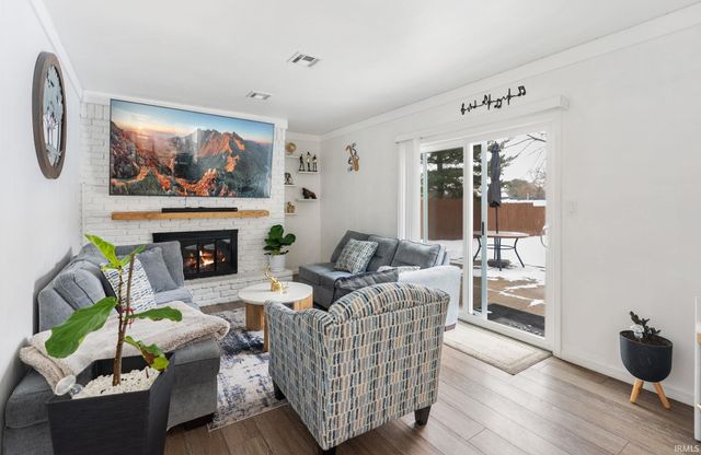 7728 Wishingwell Court, Fort Wayne, IN 46815