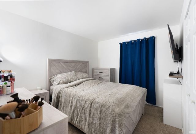 7728 Wishingwell Court, Fort Wayne, IN 46815