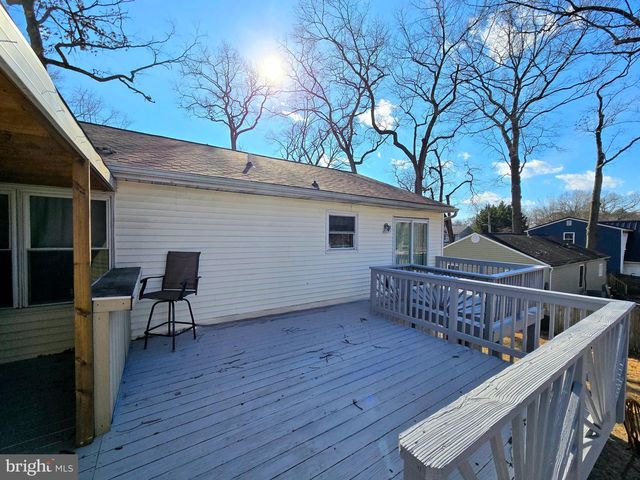 668 209TH ST, Pasadena, MD 21122