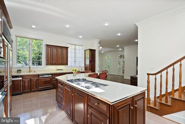 9721 SORREL AVE, Potomac, MD 20854