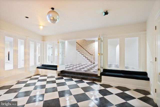 9721 SORREL AVE, Potomac, MD 20854