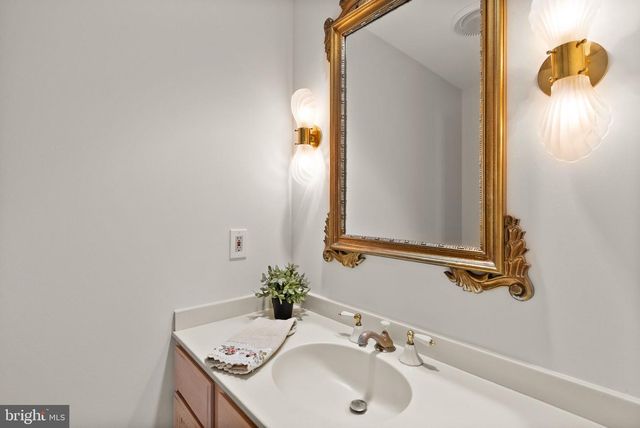 9721 SORREL AVE, Potomac, MD 20854