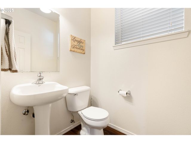 1251 Se BIANCA St, Hillsboro, OR 97123