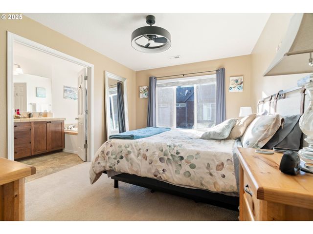 1251 Se BIANCA St, Hillsboro, OR 97123