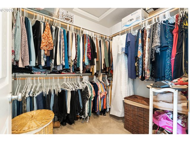 1251 Se BIANCA St, Hillsboro, OR 97123